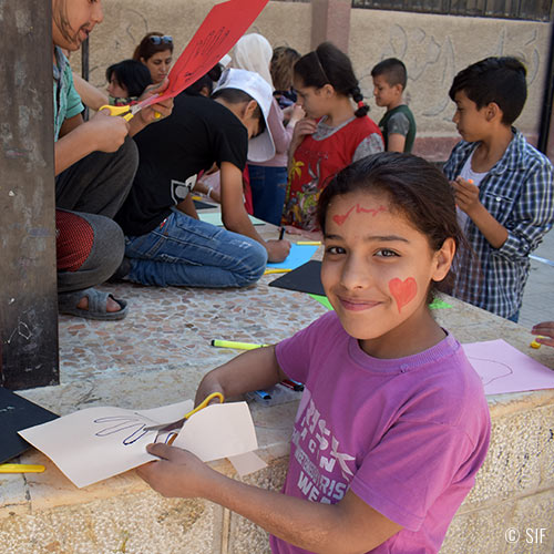 Activités découpage et coloriage 